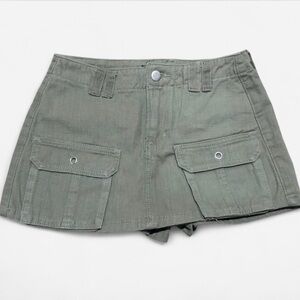 Green Cargo Shorts with Utilitarian Design